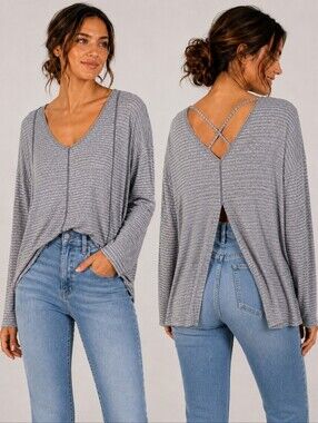 The North Face | Women's Light Gray Striped Long Sleeve Top, Size L